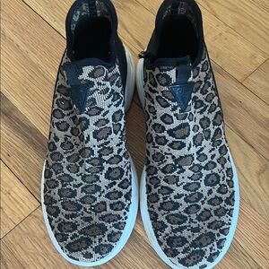 Leopard Print Slip-On Sneakers. Guess Size 10.  Lightweight